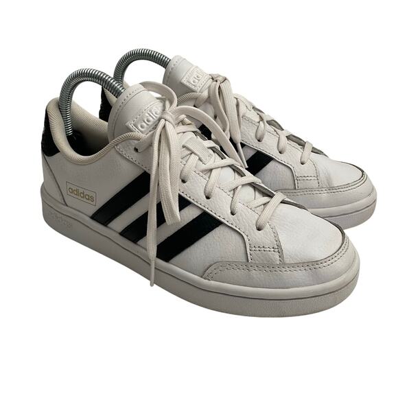 adidas Shoes - Adidas Women’s White Black Gold Metallic Grand Court SE Tennis Sneakers Size 6.5